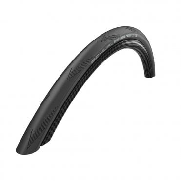 One Performance Line Tyre